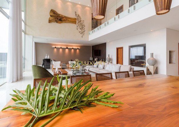 Imagem Imóvel com 4 Quartos à Venda,  em Vila Castela - Nova Lima