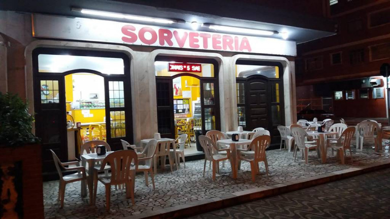 Casa à Venda ou Locação, 80 m² em Tupi - Praia Grande