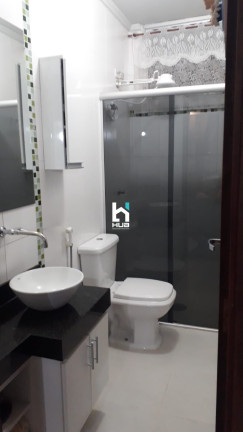 Imagem Apartamento com 2 Quartos à Venda, 64 m²