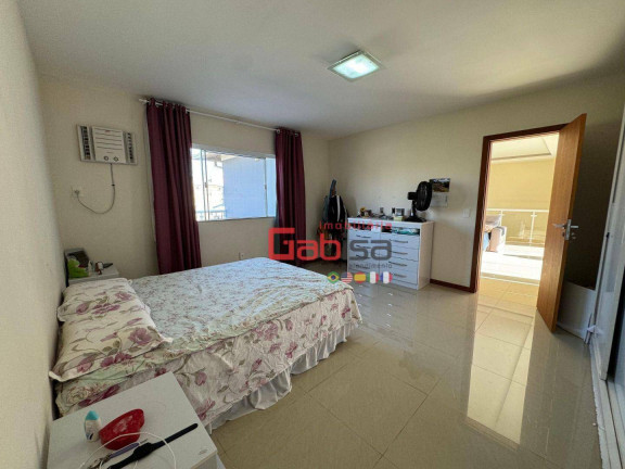 Imagem Casa com 5 Quartos à Venda, 370 m² em Vila Sao Pedro - São Pedro Da Aldeia Imagem Casa com 5 Quartos à Venda, 370 m² em Vila Sao Pedro - São Pedro Da Aldeia