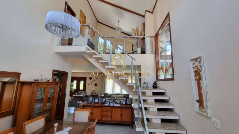 Imagem Casa com 4 Quartos à Venda, 600 m² em Jardim Indaiá - Embu Das Artes