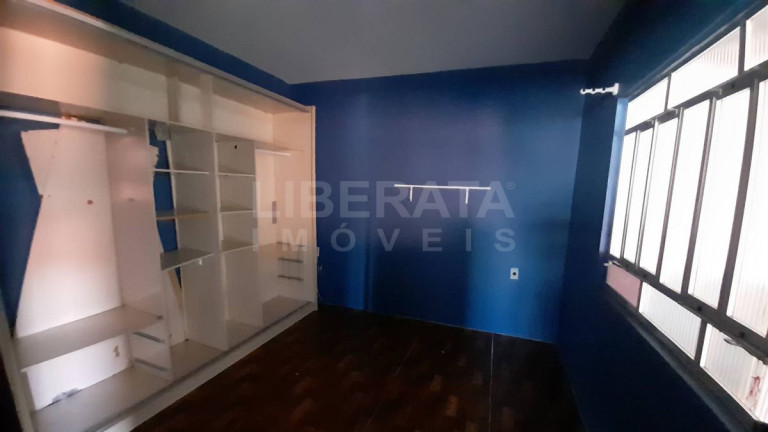 Imagem Sobrado com 6 Quartos à Venda, em Gravatá - Navegantes Imagem Sobrado com 6 Quartos à Venda, em Gravatá - Navegantes