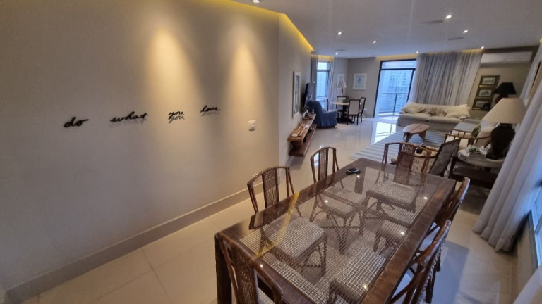 Imagem Apartamento com 3 Quartos à Venda, 180 m² em Pitangueiras - Guarujá Imagem Apartamento com 3 Quartos à Venda, 180 m² em Pitangueiras - Guarujá