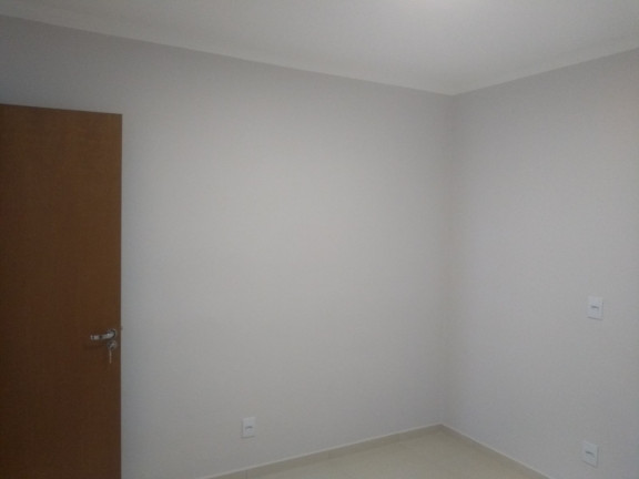 Imagem Apartamento com 2 Quartos à Venda,  em Bauru