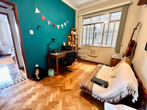 Imagem Imóvel com 2 Quartos à Venda, 59 m² em Copacabana - Rio De Janeiro Imagem Imóvel com 2 Quartos à Venda, 59 m² em Copacabana - Rio De Janeiro