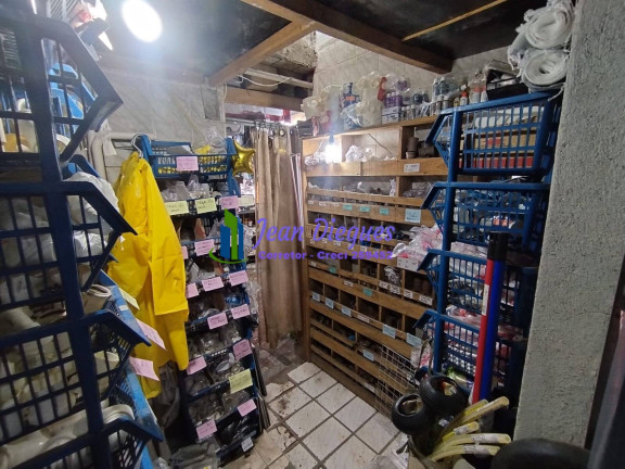 Ponto Comercial à Venda, 165 m² em Santa Maria - Santos