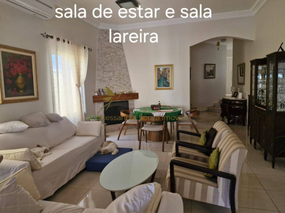 Imagem Casa com 4 Quartos à Venda, 360 m² em Alphaville - Santana De Parnaíba Imagem Casa com 4 Quartos à Venda, 360 m² em Alphaville - Santana De Parnaíba