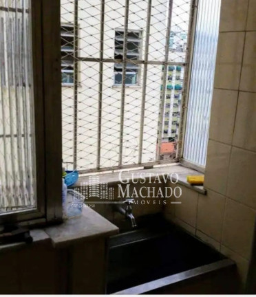 Imagem Imóvel com 2 Quartos à Venda, 72 m² em Icaraí - Niterói Imagem Imóvel com 2 Quartos à Venda, 72 m² em Icaraí - Niterói