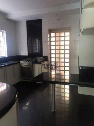 Imagem Sobrado com 3 Quartos à Venda, 283 m² em Parque São Domingos - São Paulo