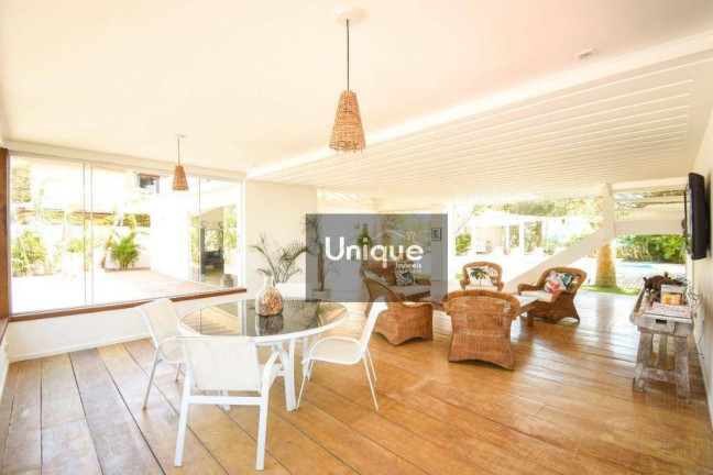 Imagem Casa com 4 Quartos para Temporada, 400 m² em Ferradura - Armação Dos Búzios