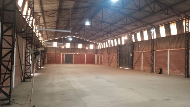 Imóvel Comercial à Venda, 27.841 m² em Vila Martins - Itu