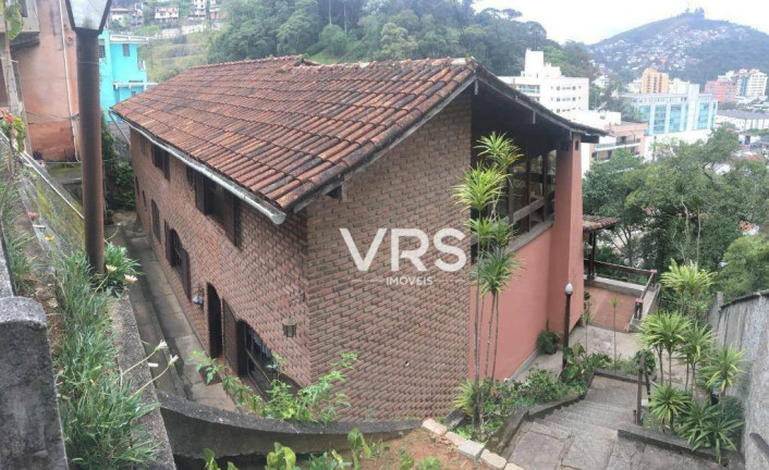 Imagem Casa com 3 Quartos à Venda, 366 m² em Vila Muqui - Teresópolis Imagem Casa com 3 Quartos à Venda, 366 m² em Vila Muqui - Teresópolis