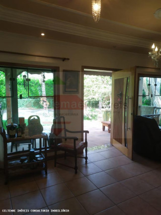 Imagem Casa com 4 Quartos à Venda, 360 m² em Chacaras Catagua - Taubaté Imagem Casa com 4 Quartos à Venda, 360 m² em Chacaras Catagua - Taubaté