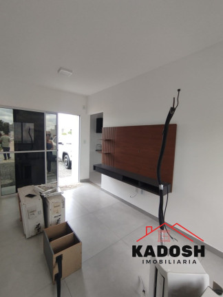 Casa com 2 Quartos para Alugar, 130 m² em Sim - Feira De Santana