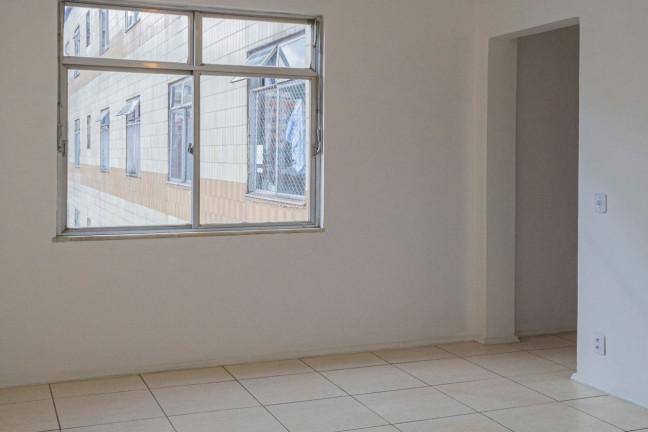 Imagem Imóvel com 2 Quartos à Venda, 40 m² em Várzea - Teresópolis Imagem Imóvel com 2 Quartos à Venda, 40 m² em Várzea - Teresópolis