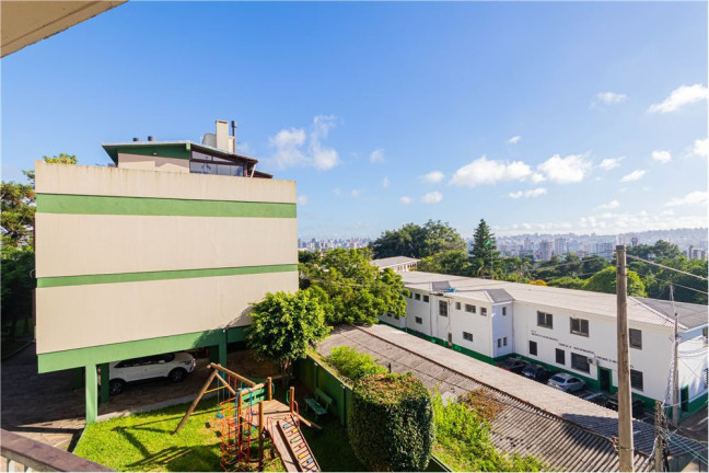 Imagem Imóvel com 2 Quartos à Venda, em Santa Tereza - Porto Alegre Imagem Imóvel com 2 Quartos à Venda, em Santa Tereza - Porto Alegre
