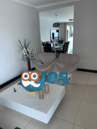 Imagem Casa com 3 Quartos à Venda, 300 m² em Centro - Feira De Santana Imagem Casa com 3 Quartos à Venda, 300 m² em Centro - Feira De Santana