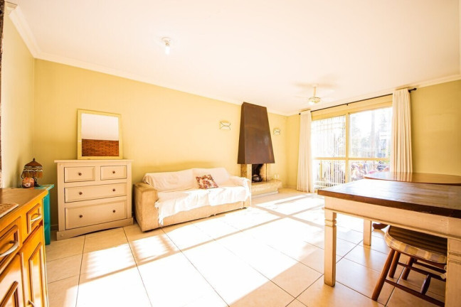 Imagem Casa com 3 Quartos à Venda, 122 m² em Cristo Redentor - Porto Alegre Imagem Casa com 3 Quartos à Venda, 122 m² em Cristo Redentor - Porto Alegre