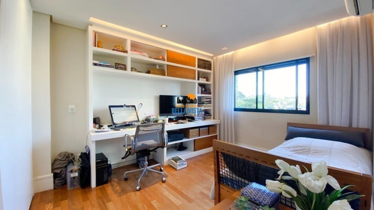 Imagem Apartamento com 3 Quartos à Venda,  em Moema - São Paulo