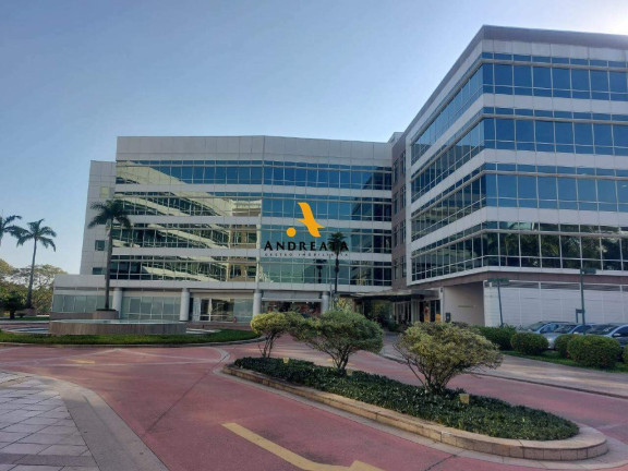 Sala Comercial à Venda, 556 m² em Jacarepaguá - Rio De Janeiro