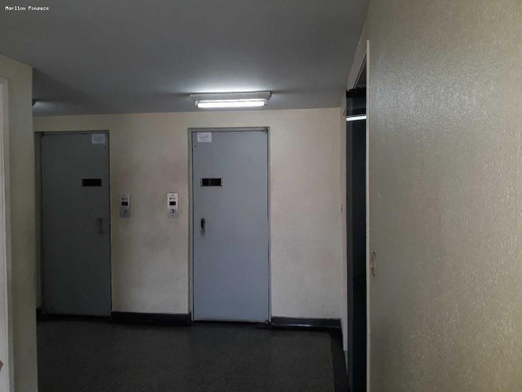 Imagem Imóvel Comercial à Venda, 25 m² em Centro - São Gonçalo Imagem Imóvel Comercial à Venda, 25 m² em Centro - São Gonçalo