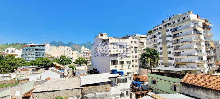 Imagem Apartamento com 4 Quartos à Venda, 170 m² em Tijuca - Rio De Janeiro Imagem Apartamento com 4 Quartos à Venda, 170 m² em Tijuca - Rio De Janeiro