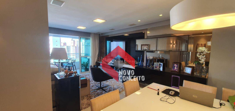 Imagem Apartamento com 3 Quartos à Venda, 106 m² em Meireles - Fortaleza Imagem Apartamento com 3 Quartos à Venda, 106 m² em Meireles - Fortaleza
