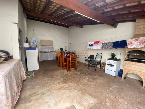 Imagem Casa com 2 Quartos para Alugar, 200 m² em Conjunto Habitacional Hilda Mandarino - Araçatuba Imagem Casa com 2 Quartos para Alugar, 200 m² em Conjunto Habitacional Hilda Mandarino - Araçatuba