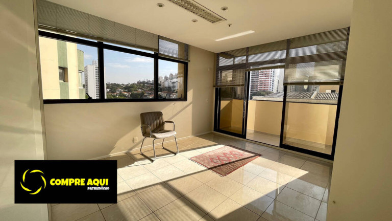 Sala Comercial à Venda, 44 m² em Santa Cecília - São Paulo
