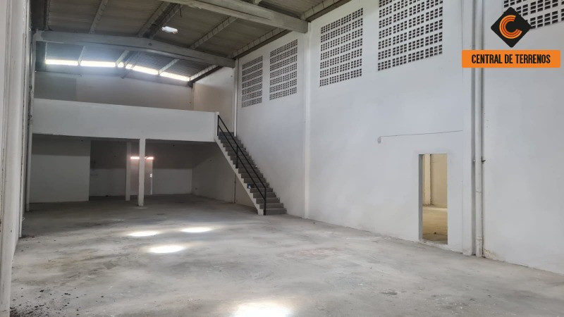 Foto do imóvel Imóvel à Venda, 800 m² em Jardim Aeroporto - Lauro De Freitas