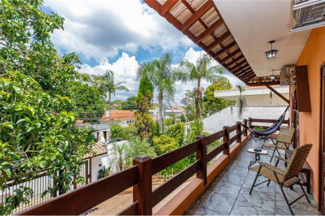 Imagem Casa com 4 Quartos à Venda, 450 m² em Interlagos - São Paulo Imagem Casa com 4 Quartos à Venda, 450 m² em Interlagos - São Paulo