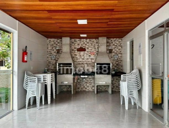 Imagem Apartamento com 2 Quartos à Venda, 50 m² em Capoeiras - Florianópolis