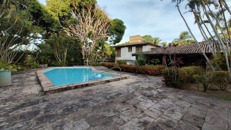 Imagem Casa com 6 Quartos à Venda, 500 m² em Santos Dumont, - Lauro De Freitas