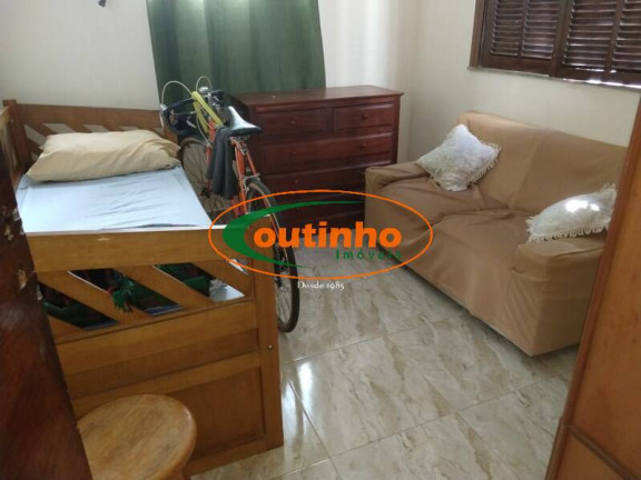 Imagem Casa com 5 Quartos à Venda, 224 m² em Vila Isabel - Rio De Janeiro Imagem Casa com 5 Quartos à Venda, 224 m² em Vila Isabel - Rio De Janeiro
