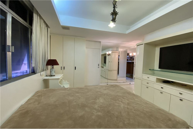 Imagem Apartamento com 2 Quartos para Alugar, 218 m² em Copacabana - Rio De Janeiro Imagem Apartamento com 2 Quartos para Alugar, 218 m² em Copacabana - Rio De Janeiro