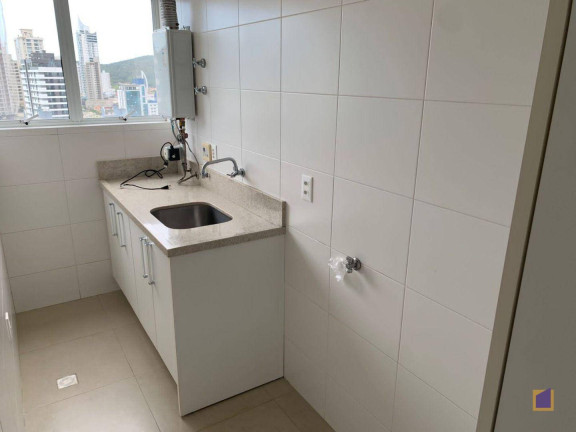 Imagem Apartamento com 3 Quartos à Venda, 240 m² em Fazenda - Itajaí