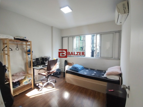 Imagem Apartamento com 2 Quartos à Venda, 91 m² em Centro - Florianópolis Imagem Apartamento com 2 Quartos à Venda, 91 m² em Centro - Florianópolis