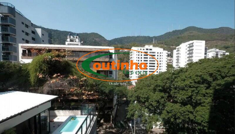 Imagem Apartamento com 4 Quartos à Venda, 140 m² em Tijuca - Rio De Janeiro Imagem Apartamento com 4 Quartos à Venda, 140 m² em Tijuca - Rio De Janeiro