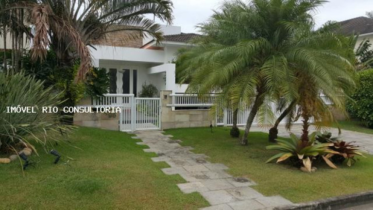 Imagem Casa com 4 Quartos à Venda, 600 m² em Rio De Janeiro Imagem Casa com 4 Quartos à Venda, 600 m² em Rio De Janeiro