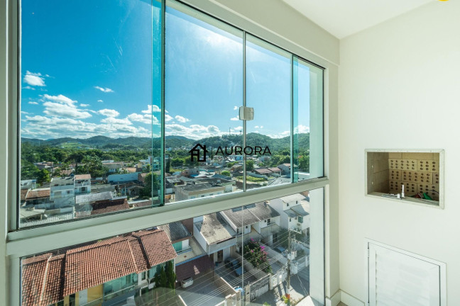Imagem Apartamento com 2 Quartos à Venda, 67 m² em Centro - Camboriú