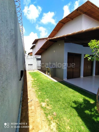 Imagem Casa com 4 Quartos para Alugar, 500 m² em Candelária - Natal Imagem Casa com 4 Quartos para Alugar, 500 m² em Candelária - Natal