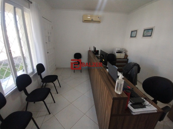 Imagem Casa com 3 Quartos à Venda, 323 m² em Ipiranga - São José