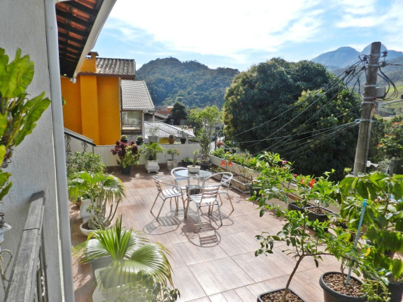 Imagem Casa com 4 Quartos à Venda, 161 m² em Vargem Grande - Teresópolis Imagem Casa com 4 Quartos à Venda, 161 m² em Vargem Grande - Teresópolis