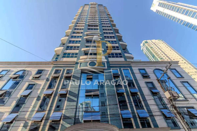 Imagem Apartamento com 3 Quartos à Venda, 252 m² em Centro - Balneário Camboriú Imagem Apartamento com 3 Quartos à Venda, 252 m² em Centro - Balneário Camboriú