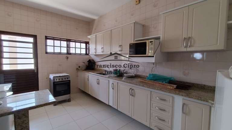 Imagem Casa com 4 Quartos à Venda, 550 m² em Belveder Clube Dos 500 - Guaratinguetá