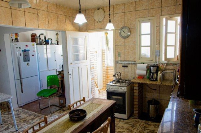 Imagem Apartamento com 3 Quartos à Venda, 151 m² em Petrópolis - Porto Alegre Imagem Apartamento com 3 Quartos à Venda, 151 m² em Petrópolis - Porto Alegre