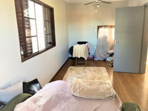 Imagem Sobrado com 2 Quartos à Venda, 500 m² em Glória - Porto Alegre