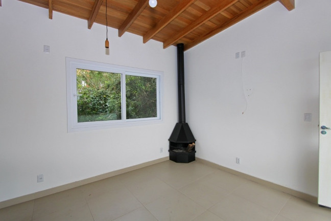 Imagem Casa com 3 Quartos à Venda,  em Tristeza - Porto Alegre