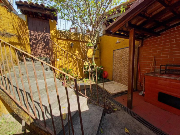 Imagem Casa com 3 Quartos à Venda, 120 m² em Alto - Teresópolis Imagem Casa com 3 Quartos à Venda, 120 m² em Alto - Teresópolis