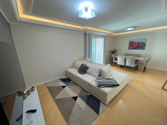 Apartamento com 3 Quartos à Venda, 182 m² em Centro - Balneário Camboriú